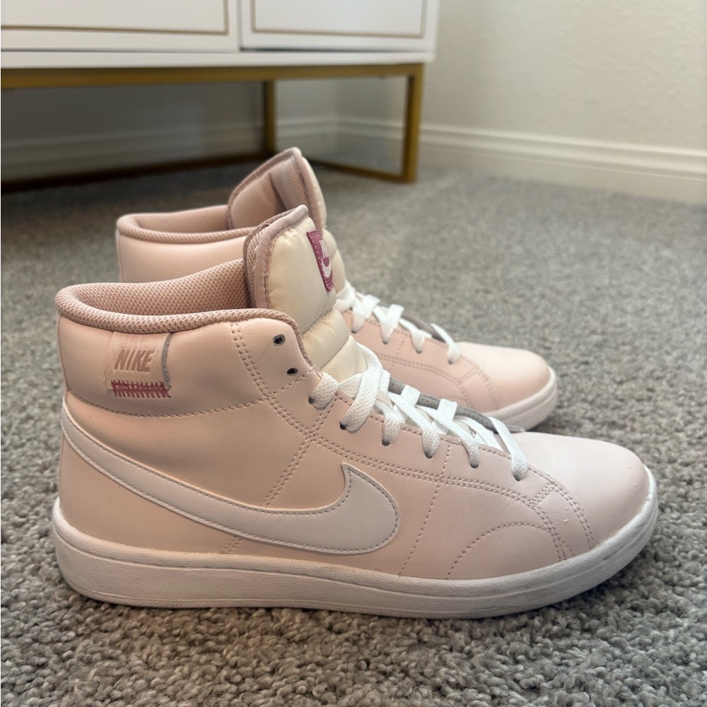 Nike Pink Casual Sneakers
